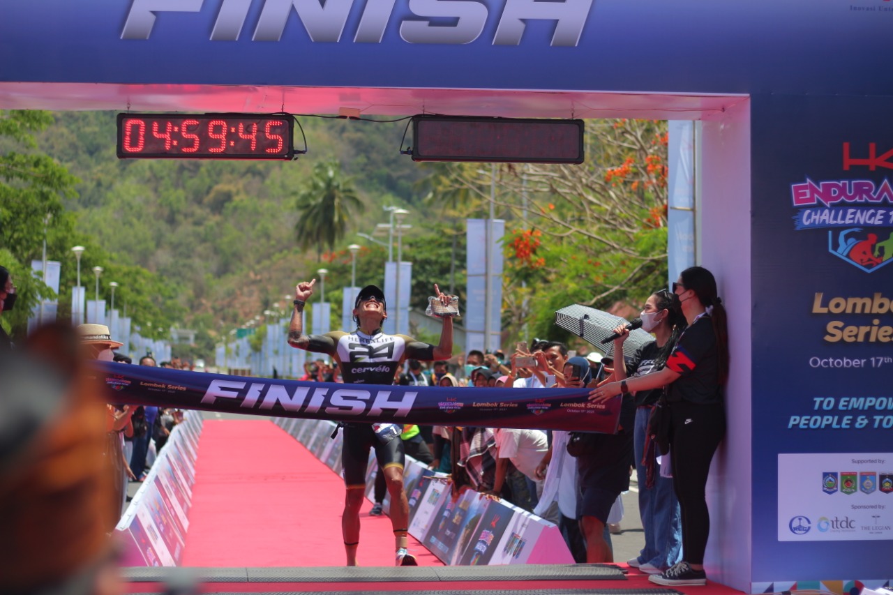 Libas Renang-Sepeda-Lari 123 Km, Andy Wibowo juara HK Endurance 2021