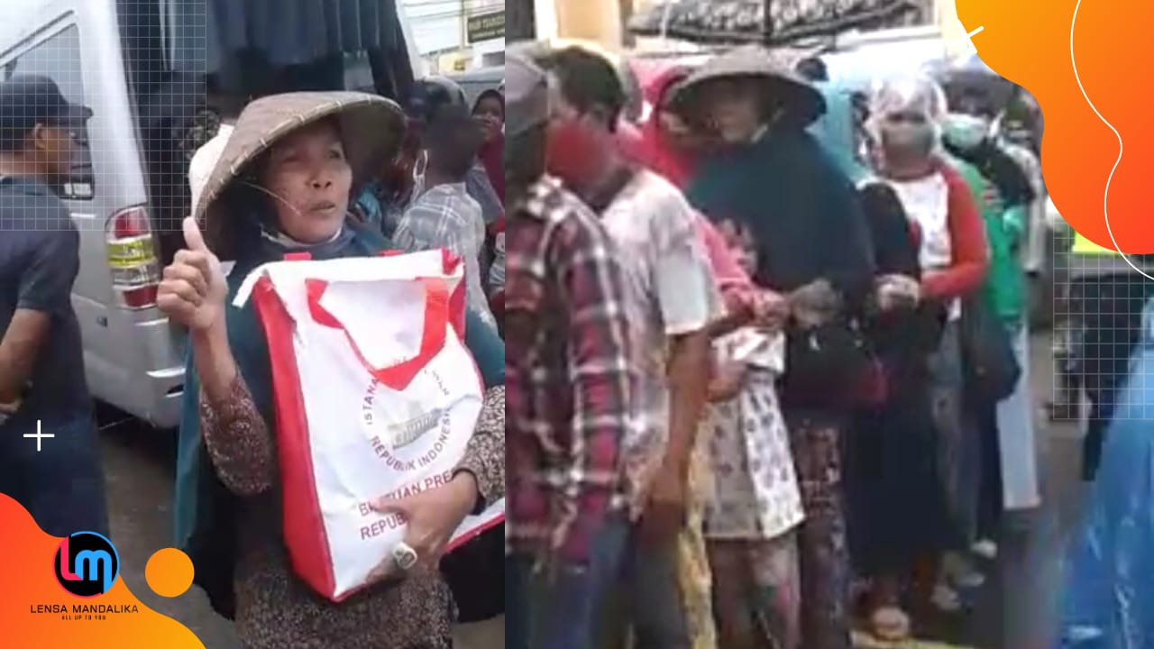 Presiden Bagi bingkisan di Pasar Sengkol, Warga Antusias Riang Gembira