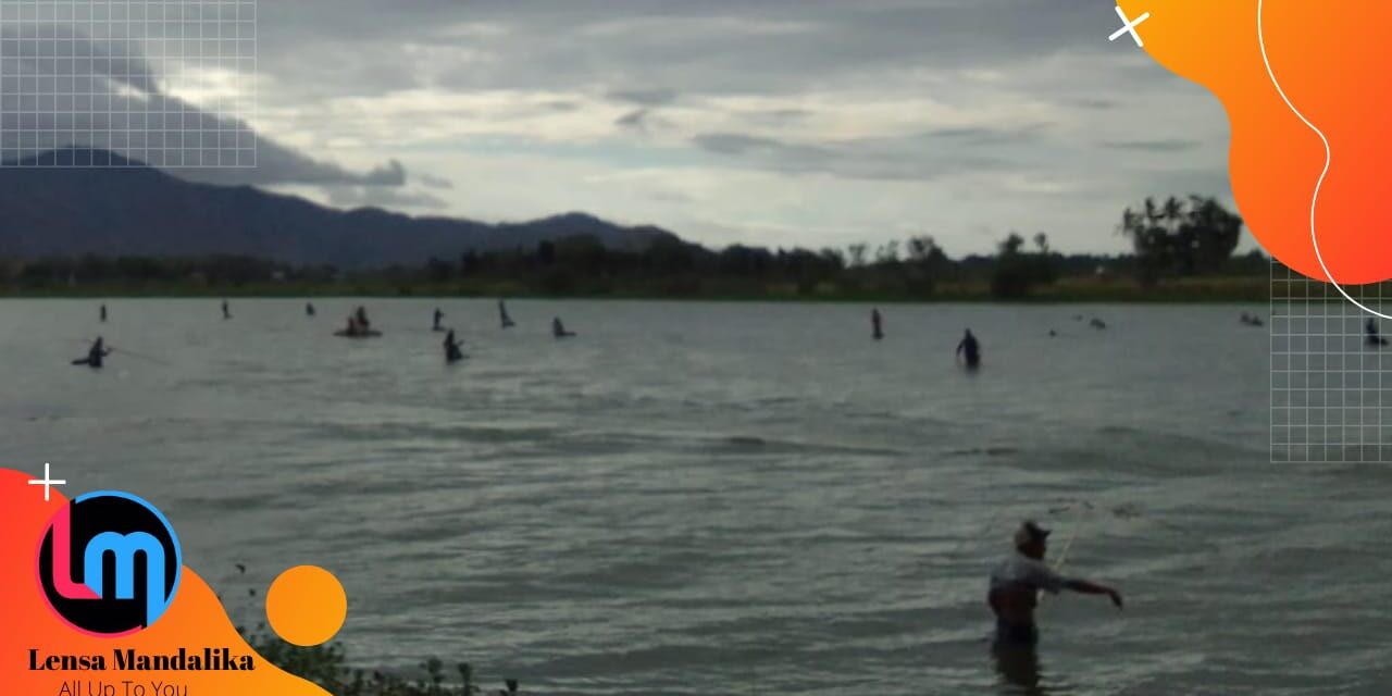 Meriah ! Pemuda dan Masyarakat Dusun Mentokan Praya Barat Daya Adakan Lomba Nganco Ikan Se-Pulau Lombok