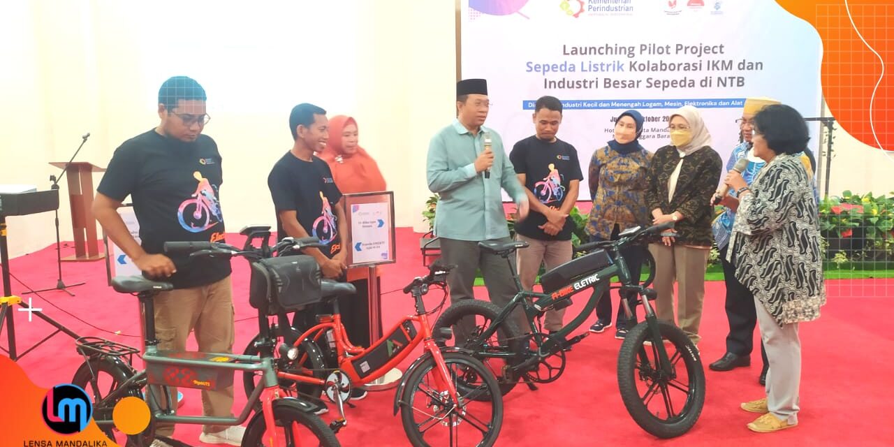 Kemenperin dan Gubernur NTB Launching Sepeda Listrik buatan IKM di Mandalika