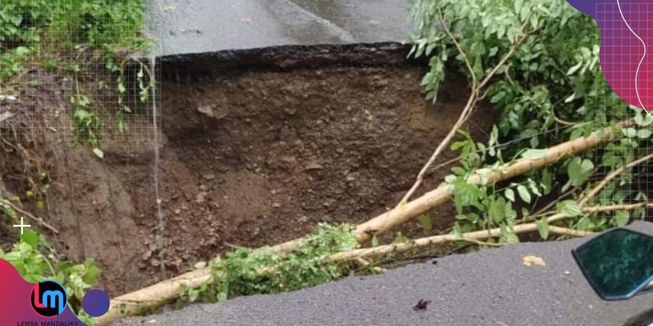 Jalan penghubung Desa Tumpak-Pengembur putus total, aktifitas warga lumpuh