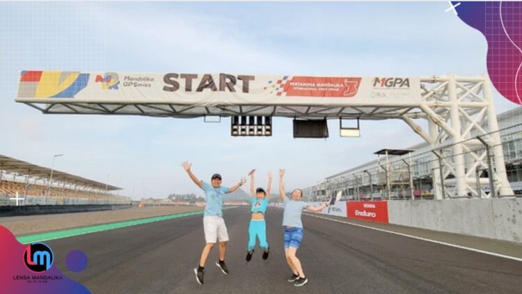 Cuma Modal Tiket WSBK 2023, Besok bisa Ikut Track Walk Gratis di Sirkuit Mandalika