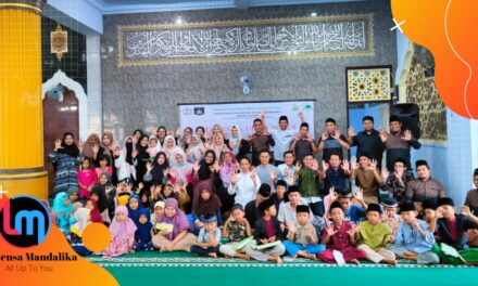 Apoteker Lombok Tengah Bersama Remaja Masjid Lakukan Santunan Anak Yatim di Aik Mual