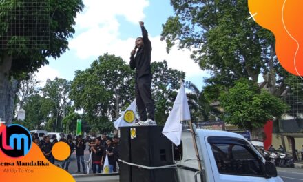 Kasta NTB Gelar Aksi Solidaritas di PN Mataram, Tuntut Pembebasan Aktivis Fihirudin