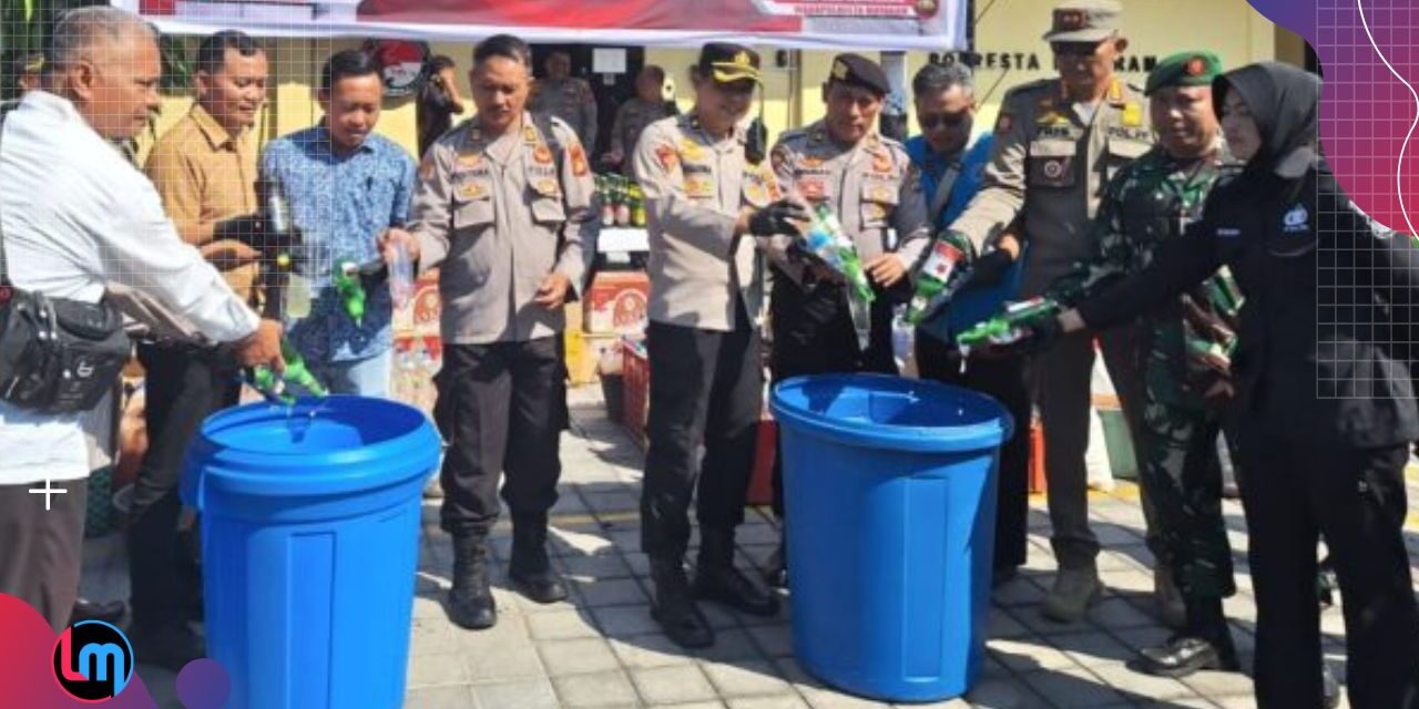 Polresta Mataram Musnahkan 1920 Botol Miras, Tuak Paling Banyak