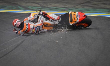 Breaking News! Sprint Race Baru mulai, Marquez langsung jatuh