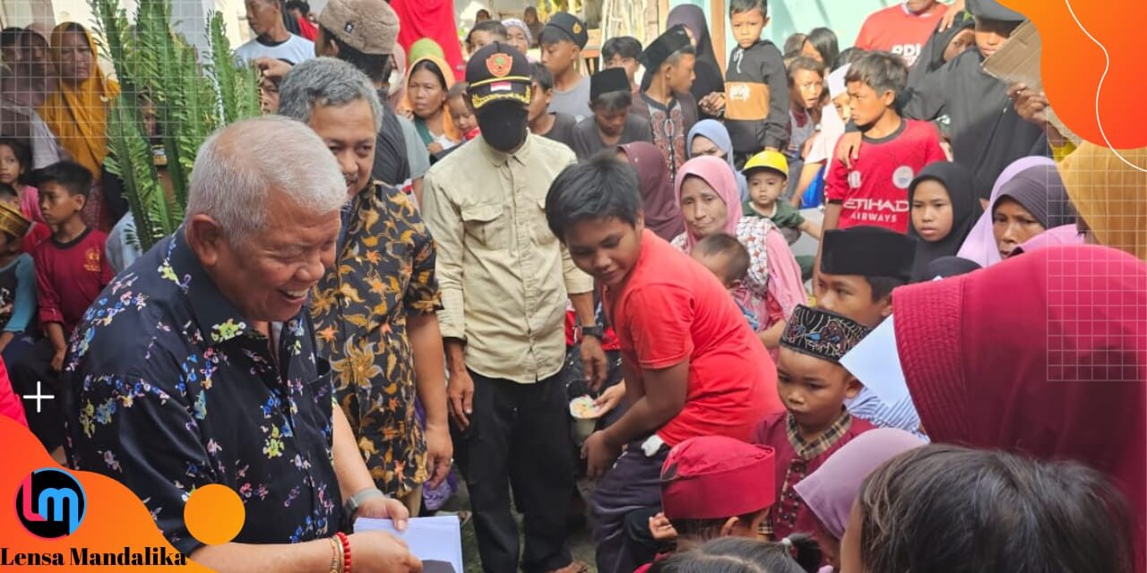 Rachmat Hidayat didampingi Ahmad Sukro dan Ahmad Amrullah Santuni Anak Yatim Piatu di Desa Tanjung Luar Lombok Timur