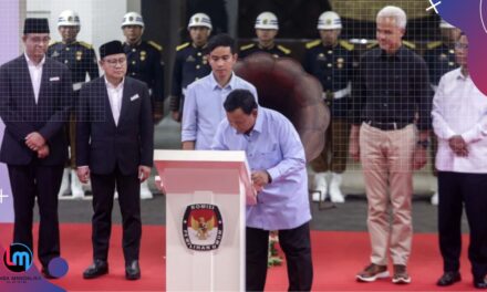 Beragam Aktifitas Capres-Cawapres di Hari Pertama Kampanye, Ada Yang Pilih Ngantor