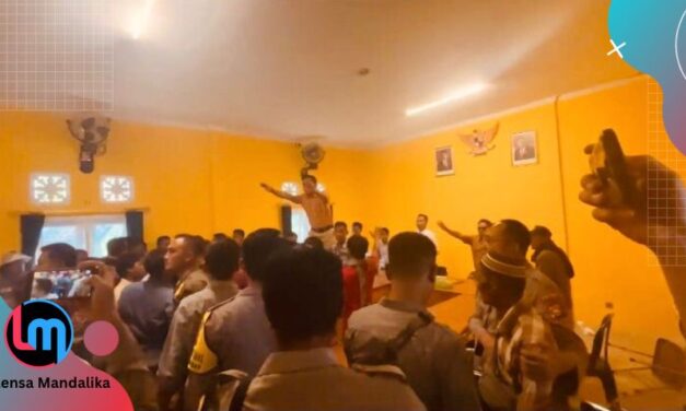 Oknum Kadus Diduga Sunat Bansos, Warga Geruduk Kantor Desa Tanak Awu