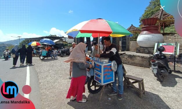 Besok Hari Jadi Cilok Sembalun, Wisatawan bisa makan sepuasnya Gratisss!