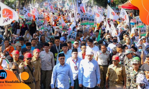 Tumpah Ruah, Iring-Iringan Massa Kawal Pendaftaran SJP-Fatihin ke KPU Lombok Timur