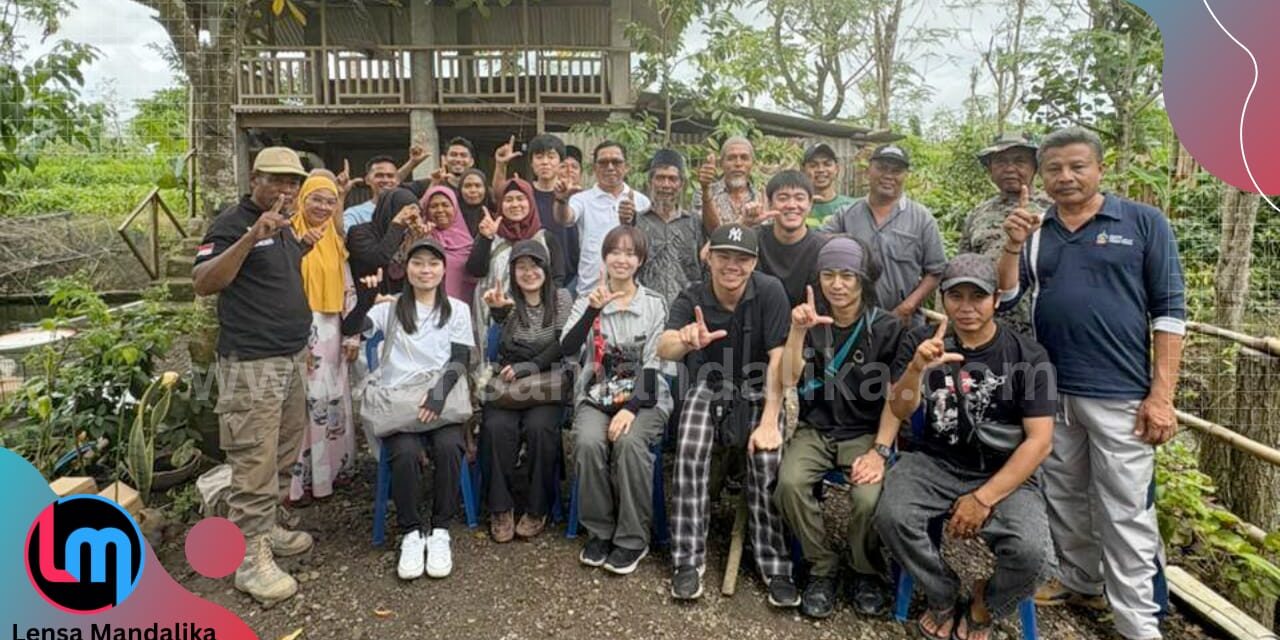 Mahasiswa Jepang Pemetaan Sosial di Segala Anyar, Kunjungi Sekolah hingga Ladang Kopi